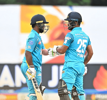 महाराजा ट्रॉफी 2025 : रविचंद्रन ने जड़ा नाबाद अर्धशतक, चौथी जीत के साथ शीर्ष पर गुलबर्ग मिस्टिक्स