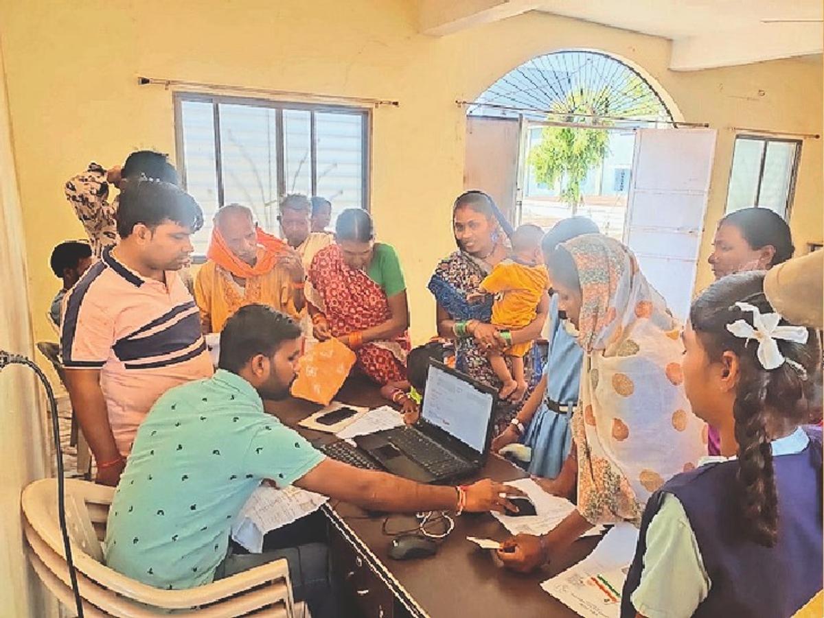 Lakhamandal Aadhaar camp