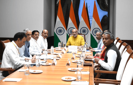 उपराष्ट्रपति ने सामाजिक न्याय पहलों में 'सहानुभूति से अवसर' की ओर बदलाव की सराहना की