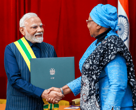 सिंहावलोकन 2025: पीएम मोदी को 28 देशों का मिला सर्वोच्च सम्मान, जानें किन-किन देशों ने किया सम्मानित