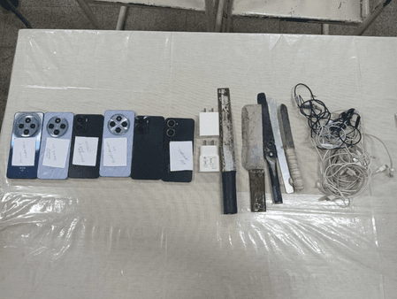 कर्नाटक की जेलों में विशेष सघन अभियान: मोबाइल फोन, चाकू और गांजा जब्त