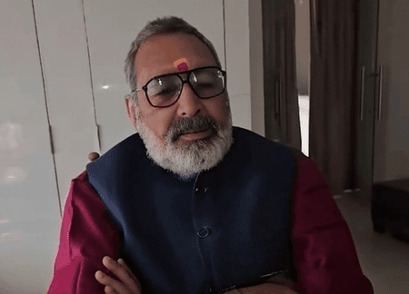 जब तक कांग्रेस गांधी परिवार के नेतृत्व में रहेगी, तब तक नुकसान होता रहेगा: गिरिराज सिंह