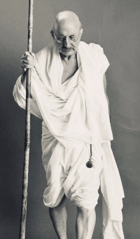 बापू के सिद्धांतों को नए अंदाज में पेश करती फिल्में, अहिंसा और सत्याग्रह की कहानियां जो आज भी करती हैं प्रेरित