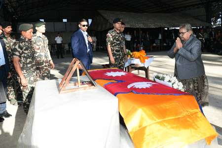 इजरायल में मारे गए नेपाली छात्र बिपिन जोशी का पार्थिव शरीर काठमांडू लाया गया, सुशीला कार्की ने दी श्रद्धांजलि