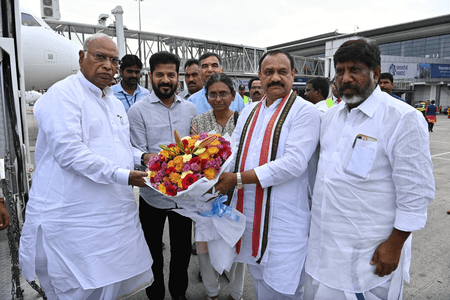 मल्लिकार्जुन खड़गे का तेलंगाना दौरा, रेवंत रेड्डी सरकार के कार्यों की करेंगे समीक्षा