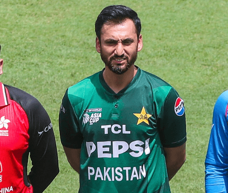 एशिया कप : पाकिस्तान ने टॉस जीतकर लिया ओमान के खिलाफ बल्लेबाजी का फैसला, ऐसी हैं दोनों प्लेइंग-11