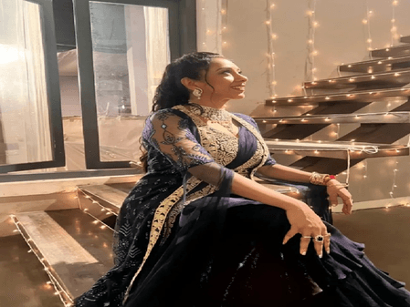 नवरात्रि के रंग में रंगीं टीवी की मशहूर अभिनेत्री फाल्गुनी पाठक, शो में लगाया मां का जयकारा