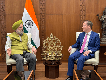 भारत-अमेरिका ऊर्जा साझेदारी मजबूत करने पर सर्जियो गोर और हरदीप सिंह पुरी की अहम बैठक