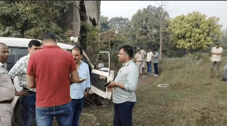 धनबाद में पुलिस और प्रिंस खान गैंग के बीच मुठभेड़, पुलिस ने घायल तीन बदमाशों को किया गिरफ्तार