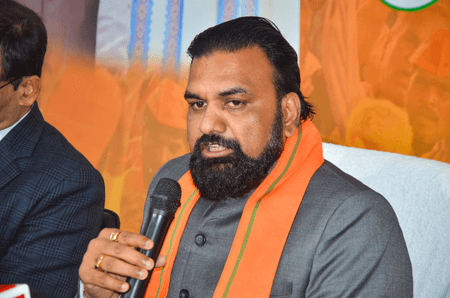 बिहार में अश्लील गाने बजाने वालों पर सरकार सख्त, डिप्टी सीएम सम्राट चौधरी ने दिए कार्रवाई के निर्देश