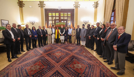 पीएम मोदी ने भारतीय यहूदी समुदाय के सदस्यों से की मुलाकात, बोले - दोनों देशों के बीच एक जीवंत पुल