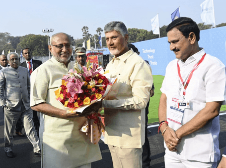 30वें सीआईआई साझेदारी शिखर सम्मेलन में बोले उपराष्ट्रपति, भारत में निवेश का यह सही समय