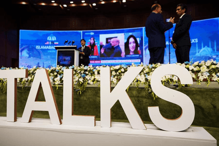 ईरान-अमेरिका शांति वार्ता का पहला राउंड खत्म, एक और राउंड के लिए बढ़ाई गई बातचीत