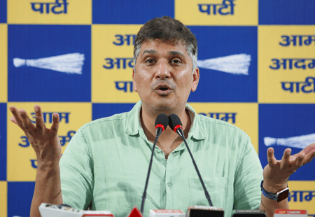 सरकारी अस्पताल हुए बीमार, मुफ्त दवा के लिए भटक रहे तीमारदार: सौरभ भारद्वाज