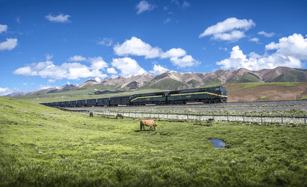 20 वर्षों में छिंगहाई-शीत्सांग रेलवे ने निभाई बड़ी भूमिका