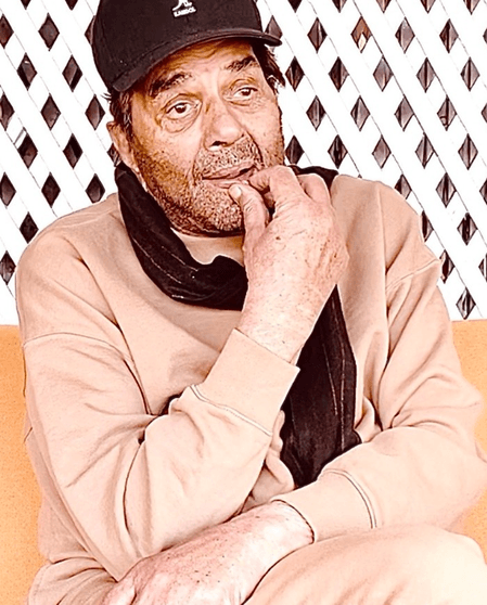 बेटे सनी देओल की टीम ने दी धर्मेंद्र की हेल्थ अपडेट, कहा- 'अभिनेता के लिए दुआ करें'