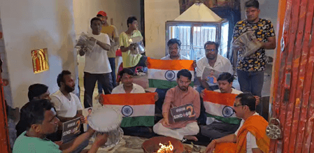 भारत-पाकिस्तान फाइनल से पहले वाराणसी में टीम इंडिया की जीत के लिए हुआ हवन पूजन