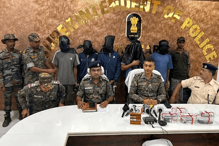 झारखंड: लातेहार में रेलवे के लोडिंग साइट पर गोलीबारी के पहले पांच अपराधी हथियारों के साथ गिरफ्तार