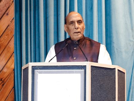 राजनाथ सिंह की उपस्थिति में 79,000 करोड़ रुपए के रक्षा प्रस्तावों को मंजूरी, आर्मी, नेवी और एयरफोर्स की शक्ति में इजाफा