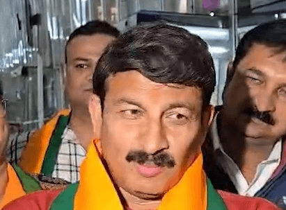 ओवैसी हमारे देश की कौमी एकता में बहुत बड़ी बाधा हैं: मनोज तिवारी