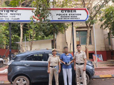 दिल्ली: रेस्टोरेंट चेन 'खान चाचा' के संस्थापक का बेटा साइबर अपराध घोटाले में गिरफ्तार