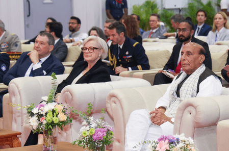 भारत और फ्रांस भरोसेमंद रणनीतिक साझेदार हैं: रक्षा मंत्री राजनाथ सिंह