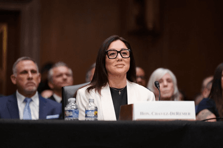 अमेरिका एच-1बी वीजा धारकों के लिए न्यूनतम वेतन बढ़ाने की दिशा में उठा रहा है कदम