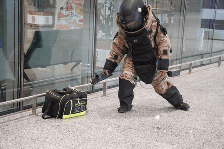 लखनऊ एयरपोर्ट पर मॉक ड्रिल का आयोजन, सीआईएसएफ ने परखी तैयारियां