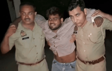 एटा और बुलंदशहर में पुलिस एनकाउंटर, तीन शातिर बदमाश गिरफ्तार, हथियार बरामद