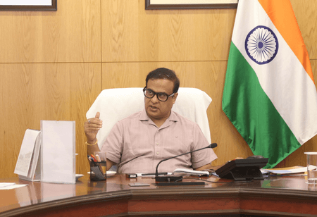 'सत्ता के लिए खास समुदाय को बढ़ावा दे रहीं ममता बनर्जी', 'बांग्ला' विवाद पर हिमंता बिस्वा सरमा का जवाब