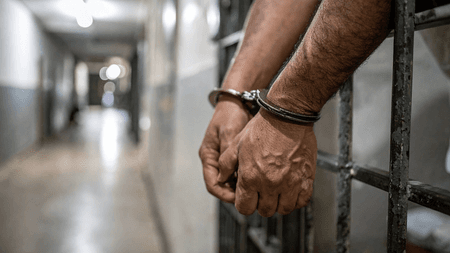 मध्य प्रदेश: डीएसपी पर पैसे और मोबाइल फोन चोरी का मामला दर्ज