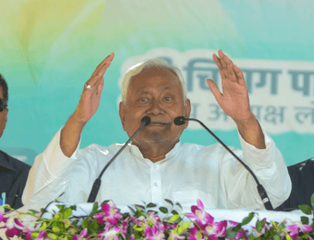 खाड़ी देशों में मौजूद बिहार के लोगों के लिए नीतीश सरकार ने जारी किया हेल्पलाइन नंबर