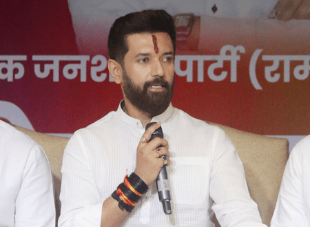 अंतर्राष्ट्रीय मुद्दों पर विवाद करना उचित नहीं : चिराग पासवान