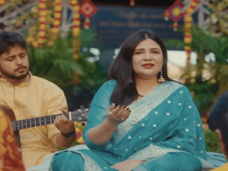 स्वाति मिश्रा ने अपनी मधुर आवाज में रिलीज किया छठ गीत