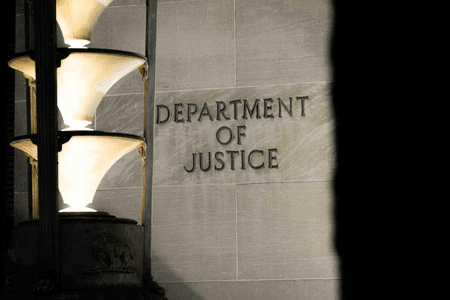 छिपाए अपराध, गलत दस्तावेज से हासिल की नागरिकता, पाकिस्तान में जन्मे शख्स के खिलाफ अमेरिकी प्रशासन ने उठाया बड़ा कदम