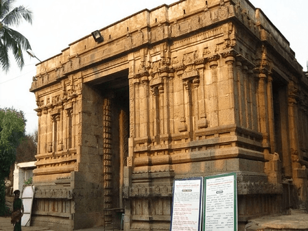 धेनुपुरीश्वरर मंदिर: शिव की पूजा करने से कपिल मुनि हुए थे शाप मुक्त, आज भी शिवलिंग में मौजूद हैं पौराणिक निशान