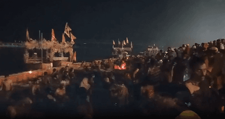 अयोध्या में रामनवमी पर उमड़ा आस्था का सैलाब, सरयू घाट पर हजारों श्रद्धालुओं ने लगाई डुबकी