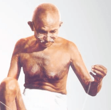 'गांधी-शास्त्री के आदर्शों पर चलकर आत्मनिर्भर भारत का सपना होगा साकार', पीएम मोदी ने किया नमन