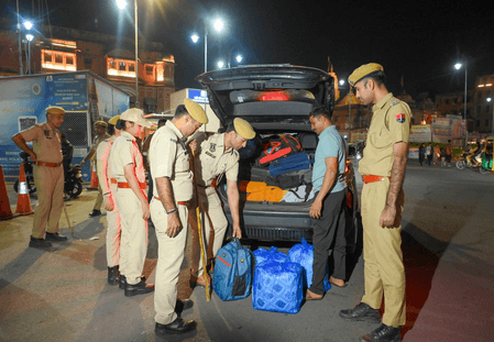 दिल्ली धमाके के बाद गुजरात पुलिस हाई अलर्ट पर, नागरिकों से सतर्क रहने की अपील