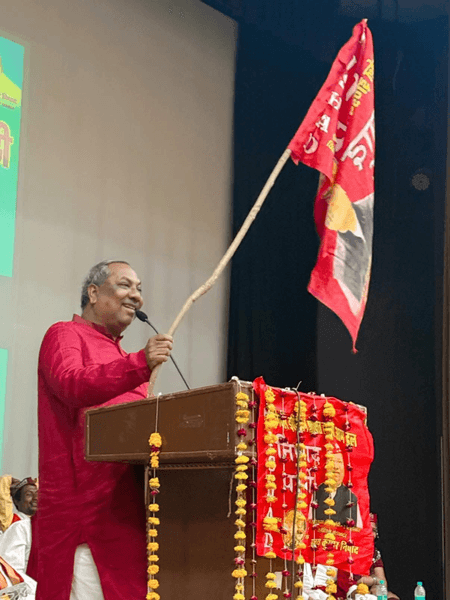 ‘हिंदी को दुनिया में किया जाता है पसंद’, भाषा विवाद पर बोले संजय निषाद