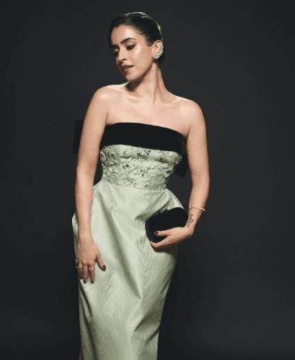 'मिसेज' के लिए सान्या मल्होत्रा बनीं 'बेस्ट एक्ट्रेस', बॉलीवुड हंगामा ओटीटी इंडिया फेस्ट में मिला सम्मान