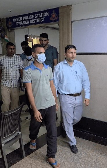 ऑनलाइन धोखाधड़ी पर कार्रवाई: दिल्ली पुलिस ने 3 साइबर अपराधियों को किया गिरफ्तार