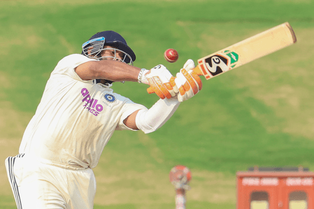 पहला टेस्ट : साउथ अफ्रीका ने टॉस जीतकर चुनी बल्लेबाजी, ऋषभ पंत की भारतीय टीम में वापसी