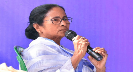 नागरिकों को मातृभाषा के लिए उत्पीड़न की धमकी देना असंवैधानिक: ममता बनर्जी