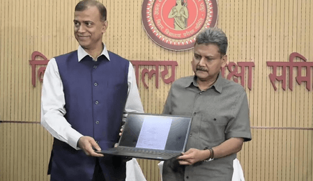 बिहार में इंटरमीडिएट के परीक्षा परिणाम जारी, 26 टॉपरों में 19 लड़कियां