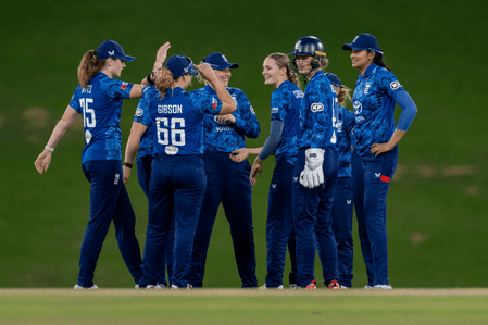 विमेंस टी20 वर्ल्ड कप से पहले इंग्लैंड ने टॉम स्मिथ को असिस्टेंट कोच बनाया