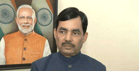 'पीएम मोदी से पूरी दुनिया प्यार करती है, गौतम गंभीर कर रहे हैं अच्छा काम', शशि थरूर के तारीफ करने पर बोले शाहनवाज हुसैन