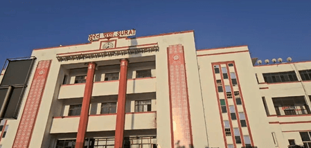 गुजरात : सूरत रेलवे स्टेशन बनेगा मल्टी-मॉडल ट्रांसपोर्ट हब, 1,500 करोड़ का मेगा प्रोजेक्ट