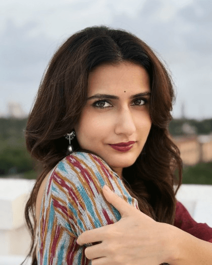 फातिमा सना शेख ने सोशल मीडिया पर फैंस से हिंदी फिल्मों के बारे में मांगे सुझाव