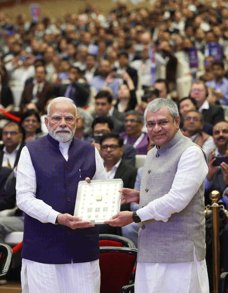 भारत सेमीकंडक्टर वैल्यू चेन के हब के रूप में उभरने के लिए तैयार : पीएम मोदी